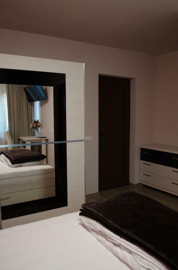 Panoramic Hotel ไบอา-สปรี ภายนอก รูปภาพ